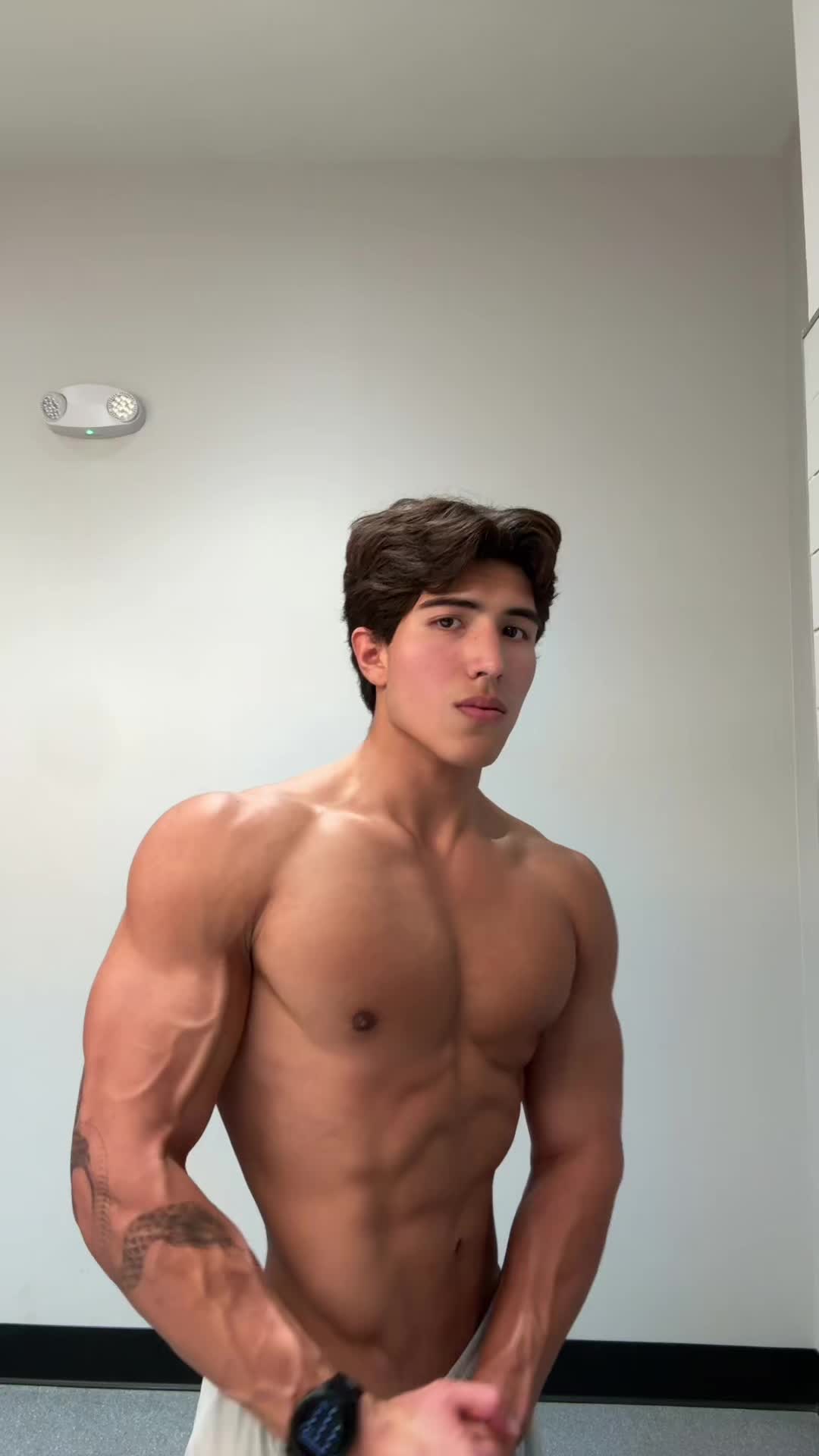 @H