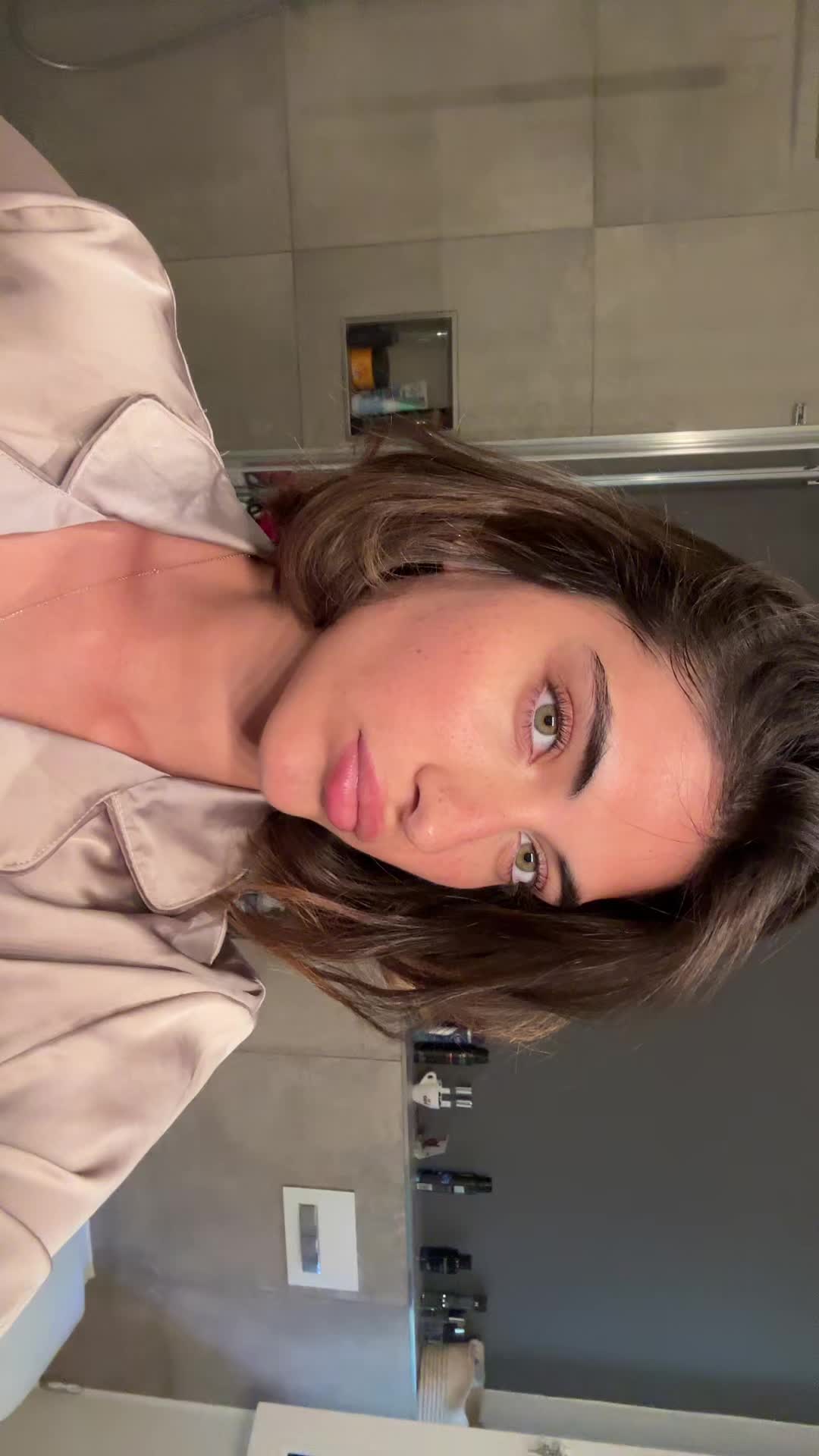 @LaraDmrcglu