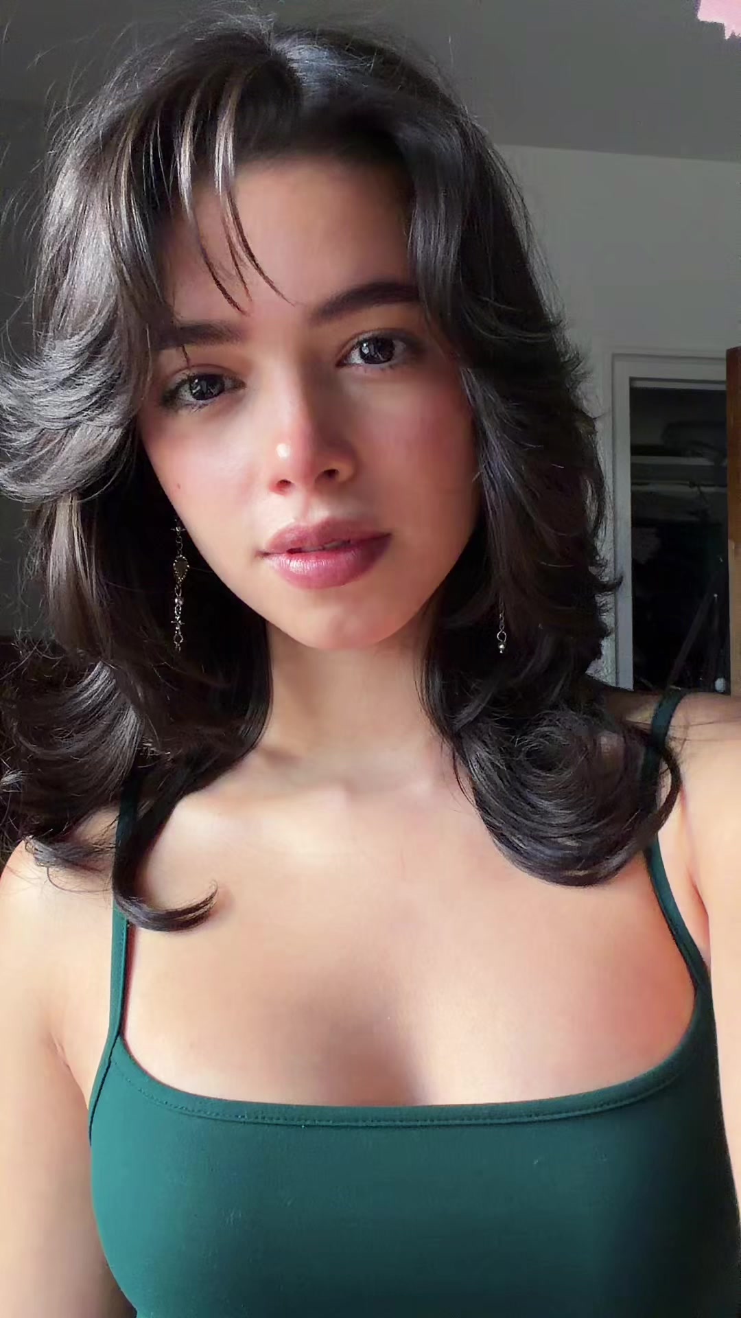 @<3