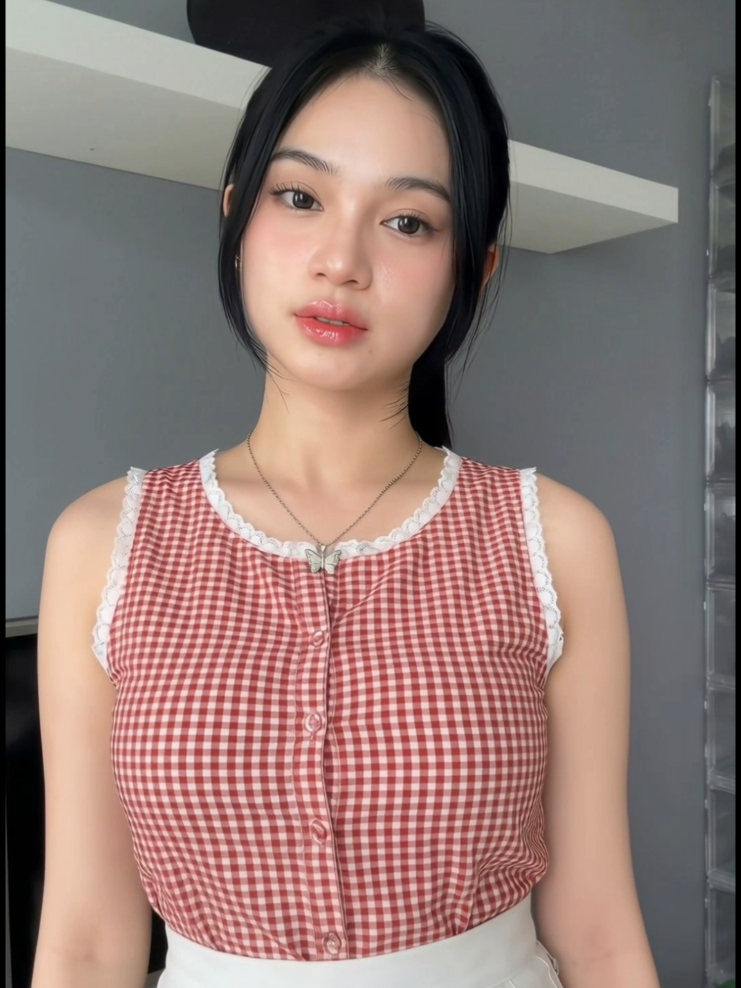 @flora0ne