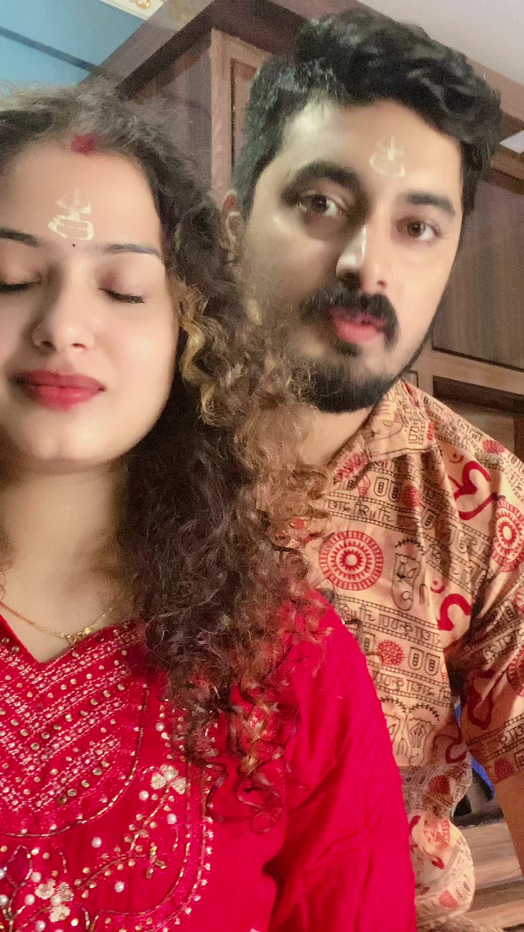 @कास्मी❤️