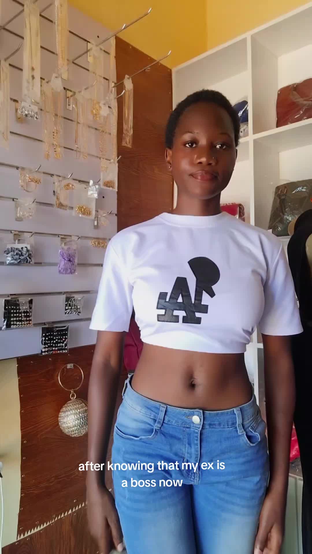 @model trisha 256