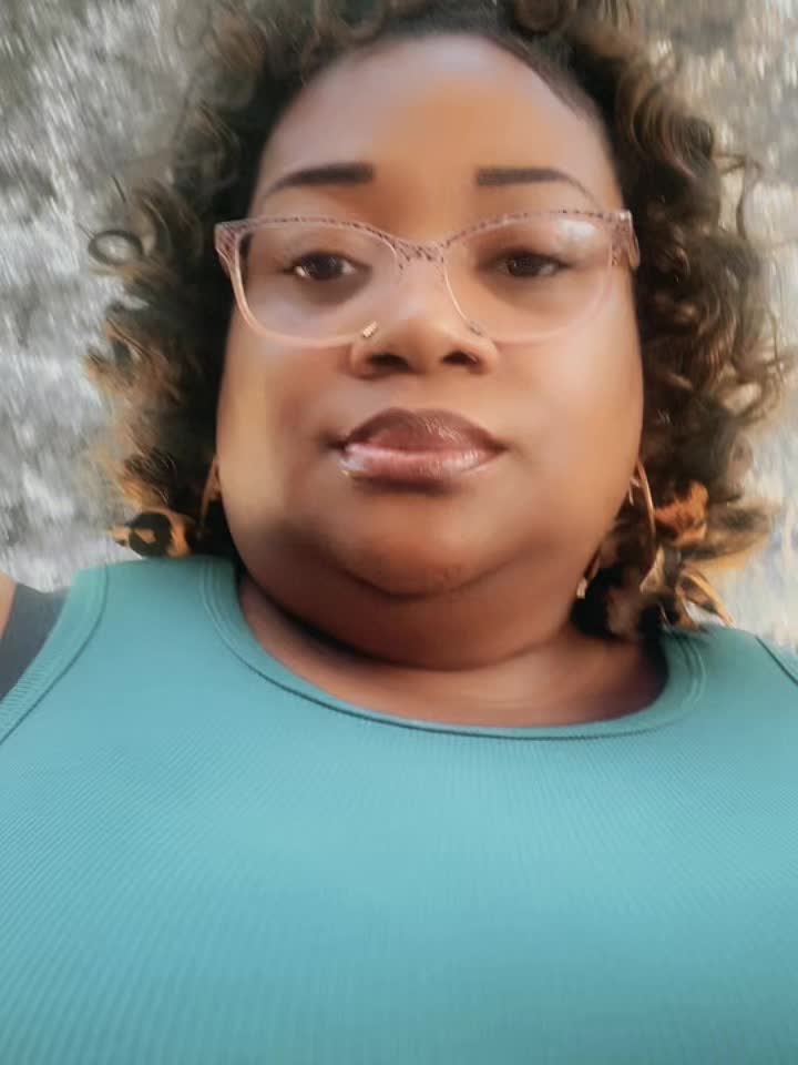 @PlusSizeBarbi