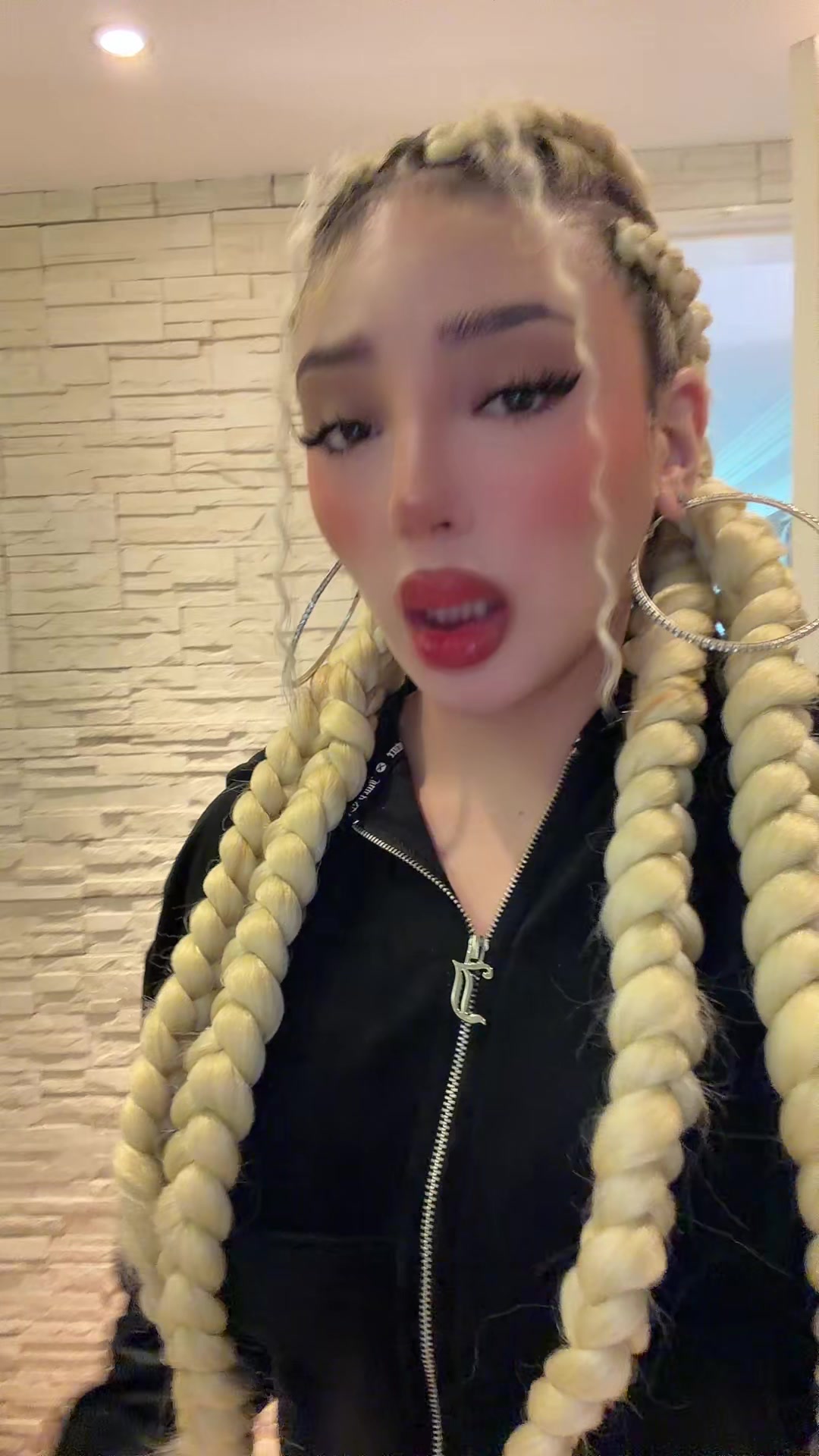 @BELLAKATH ๐ธ๐ป