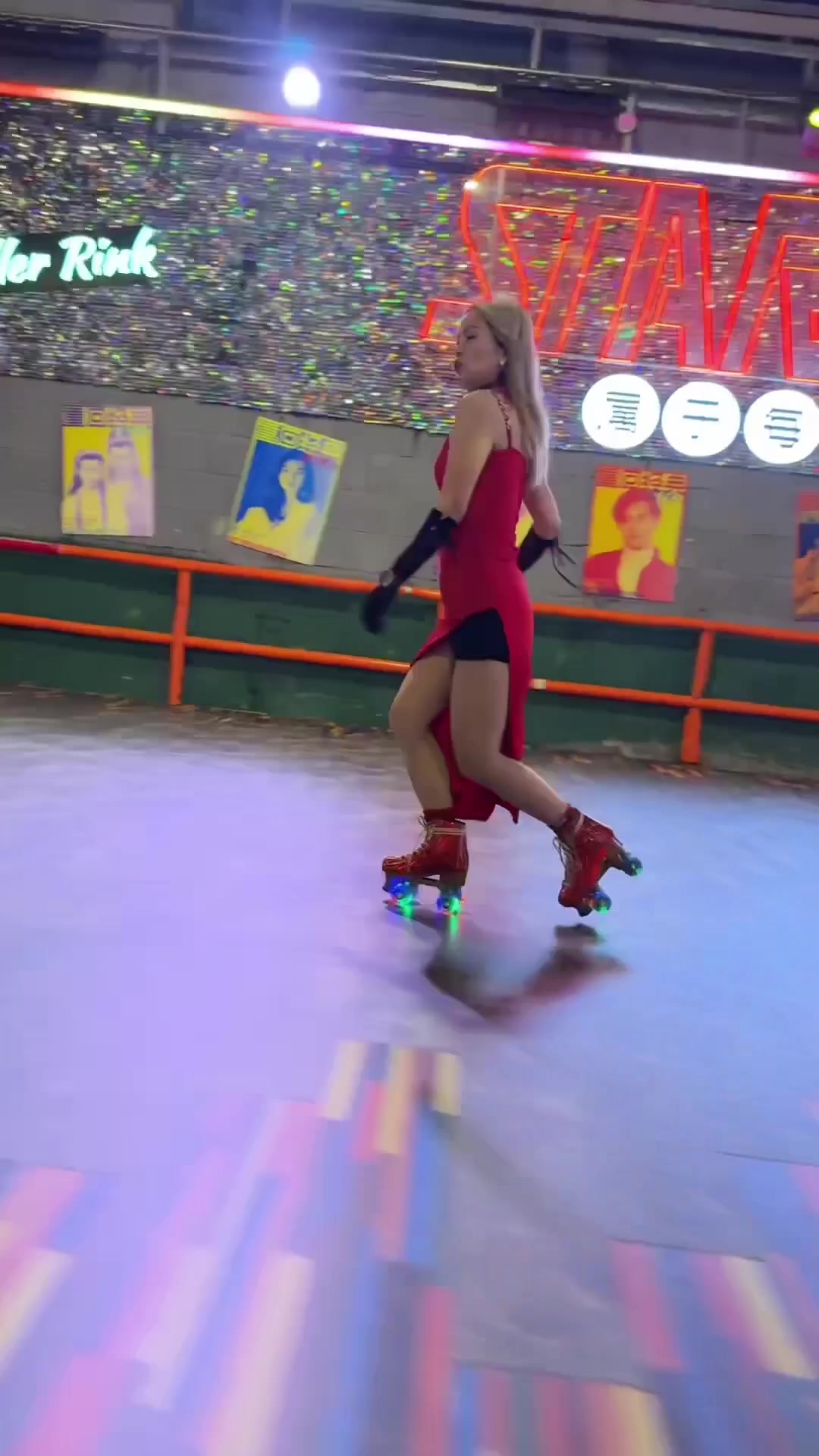 @JajaHoho Rollerskates