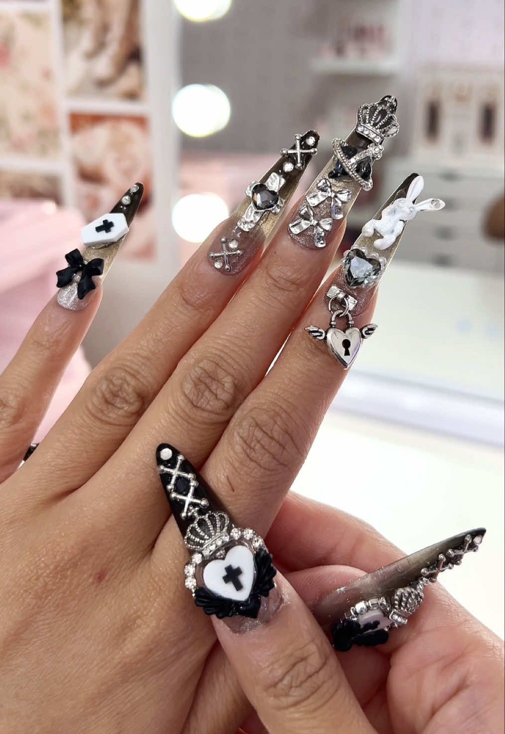 @asia & toshi 🐾