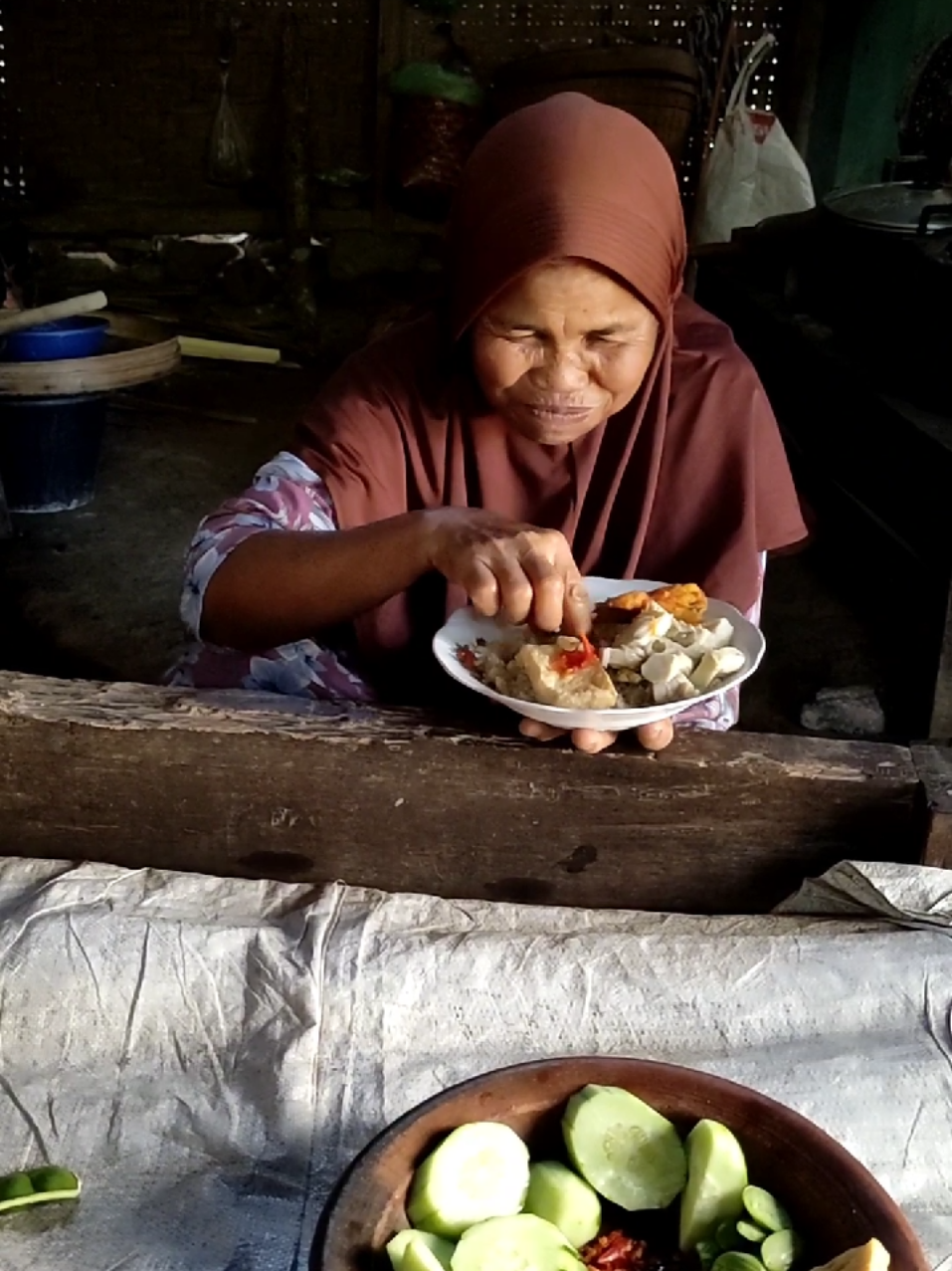 @Sinoman Njayan
