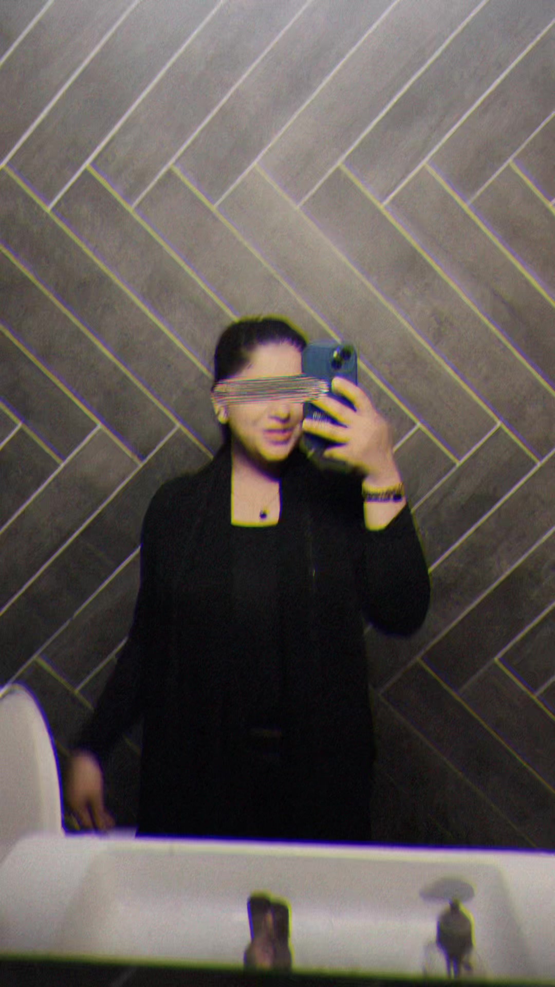 @Tiqoo 🌚💅👗⏳