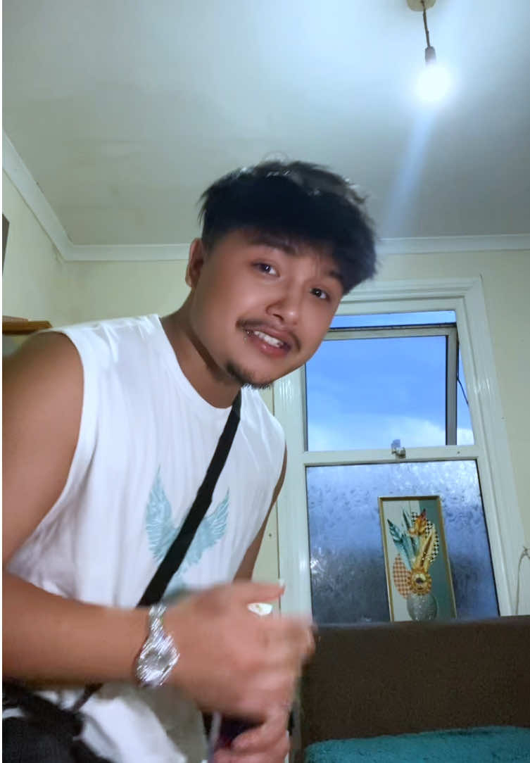 @Abhishek123🇳🇵 🇬🇧