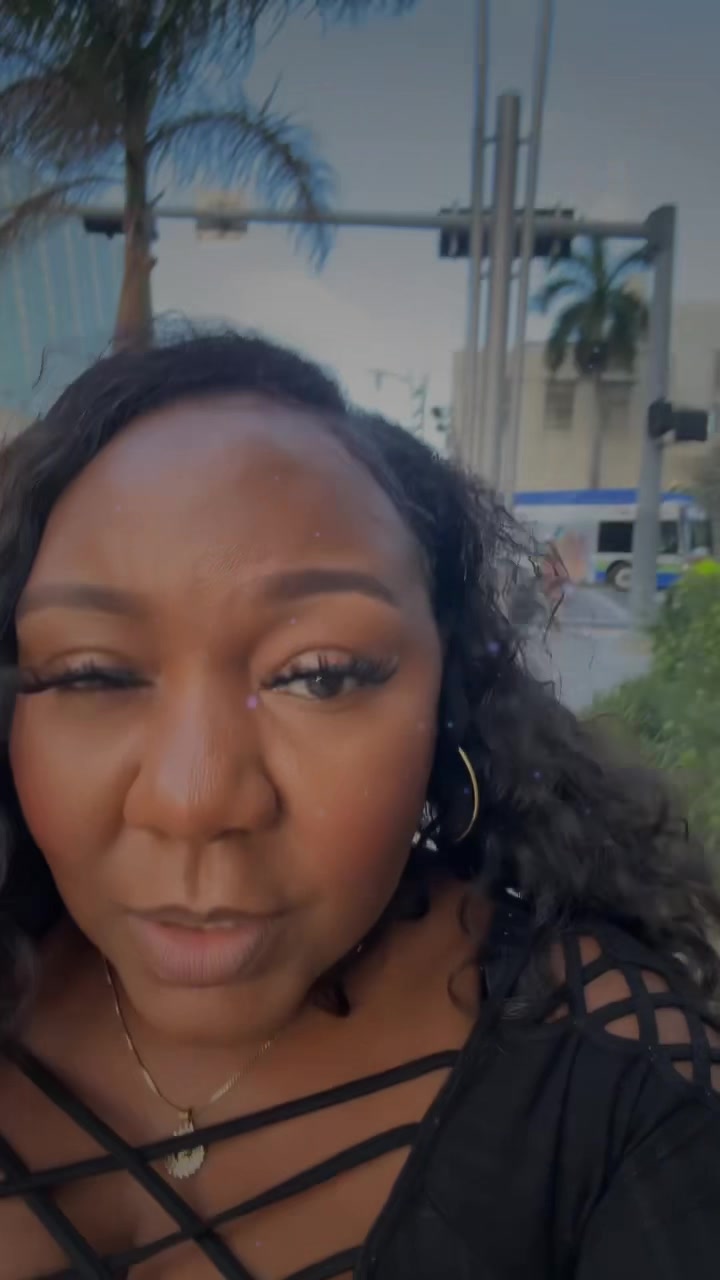 @Sabrina