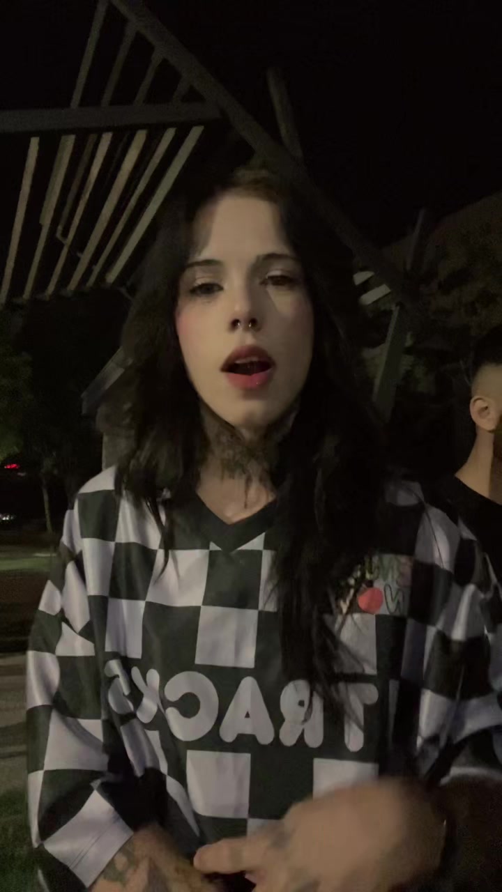 @Laraaa🇹🇷