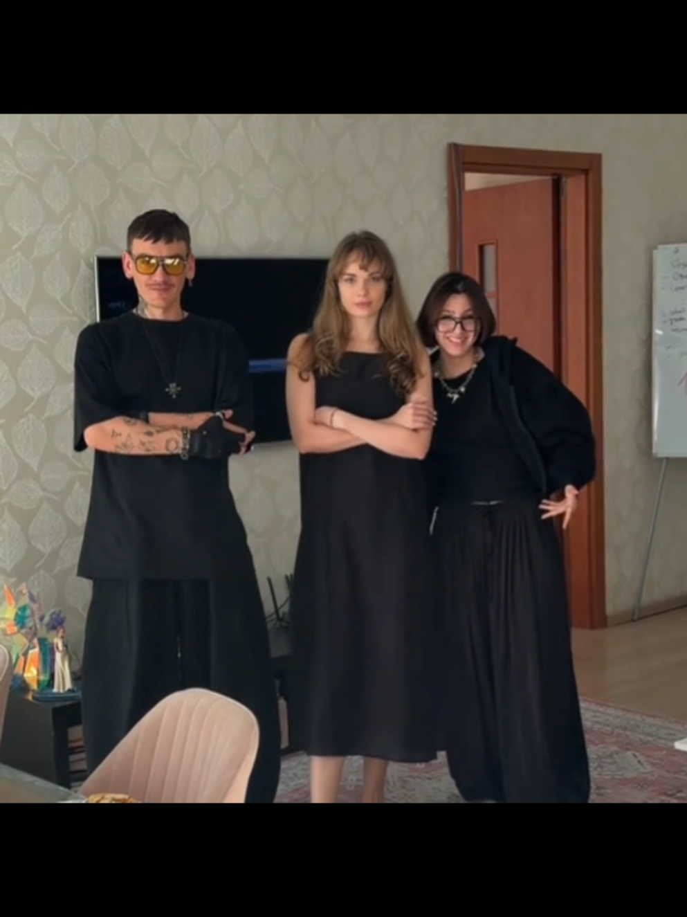 @Фан||Варвара Петрович||Крик.