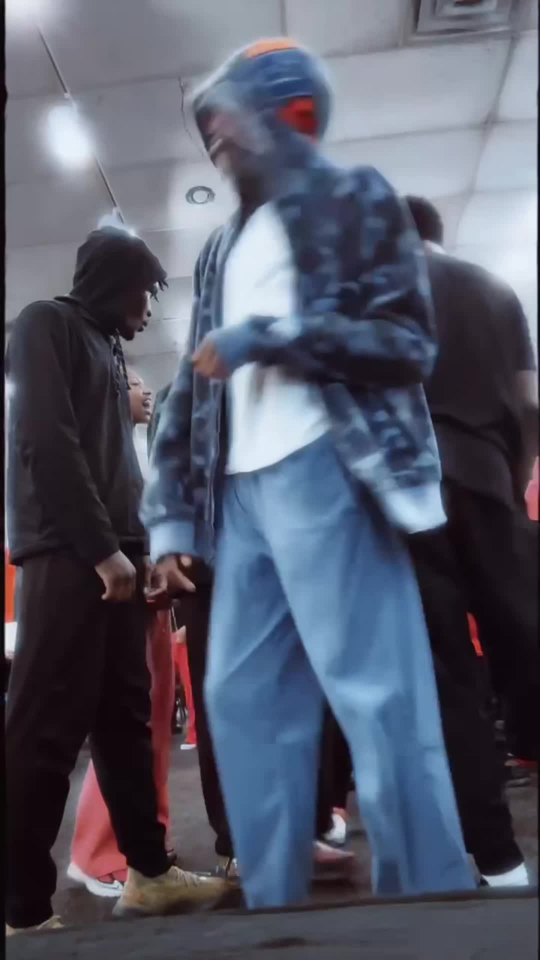 @M6🪖
