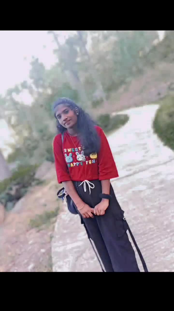 @💗..𝗥𝗼𝘄𝗱𝘆 𝗴𝗿𝗶𝗹... 💗