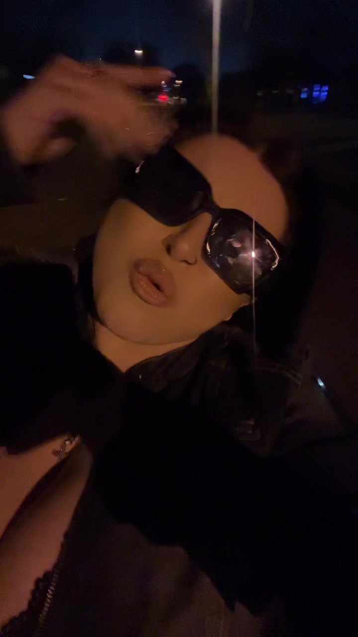 @vivii ๐
