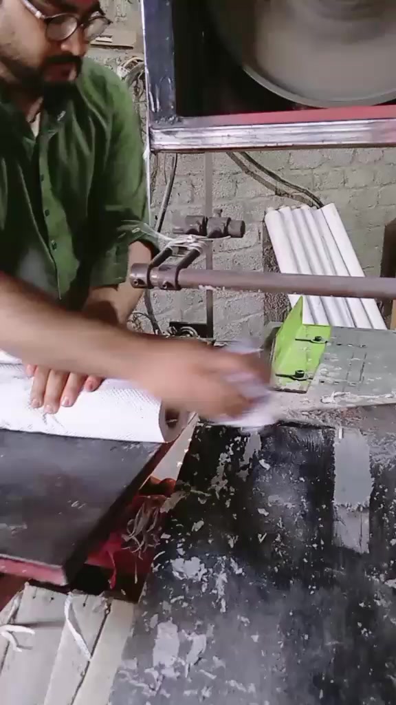 @ES TISSUE PAPER