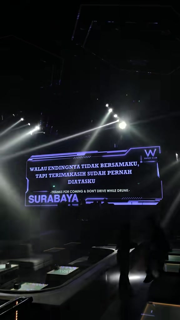 @arekarekWest.party