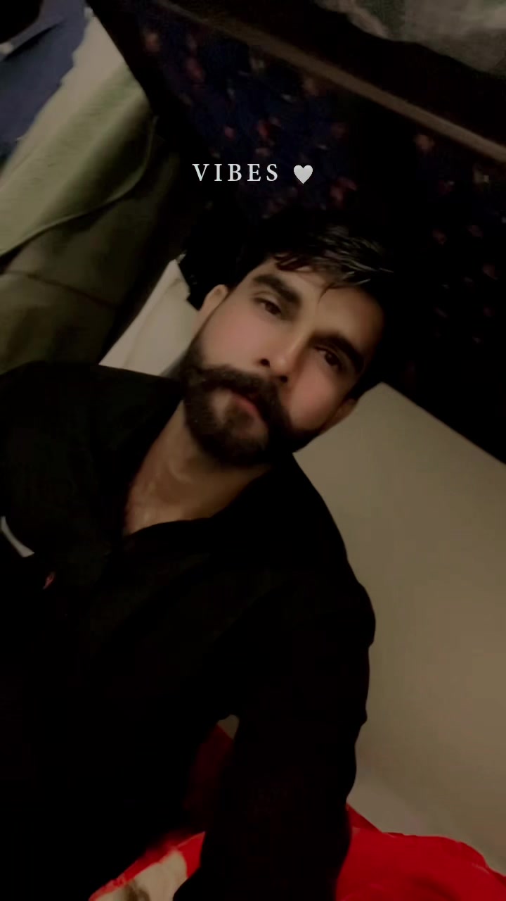 @SaLMaN🦅