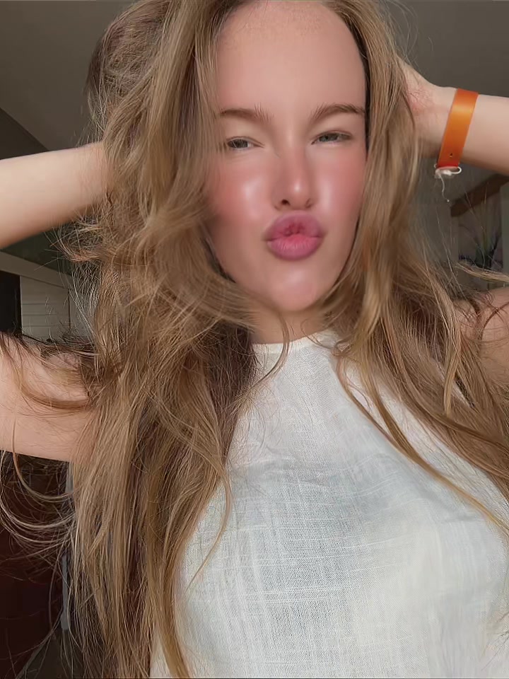 @tg: itsselinya
