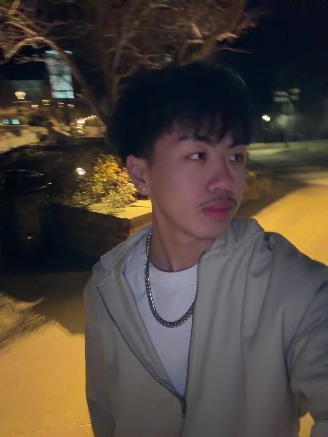 @yajshii