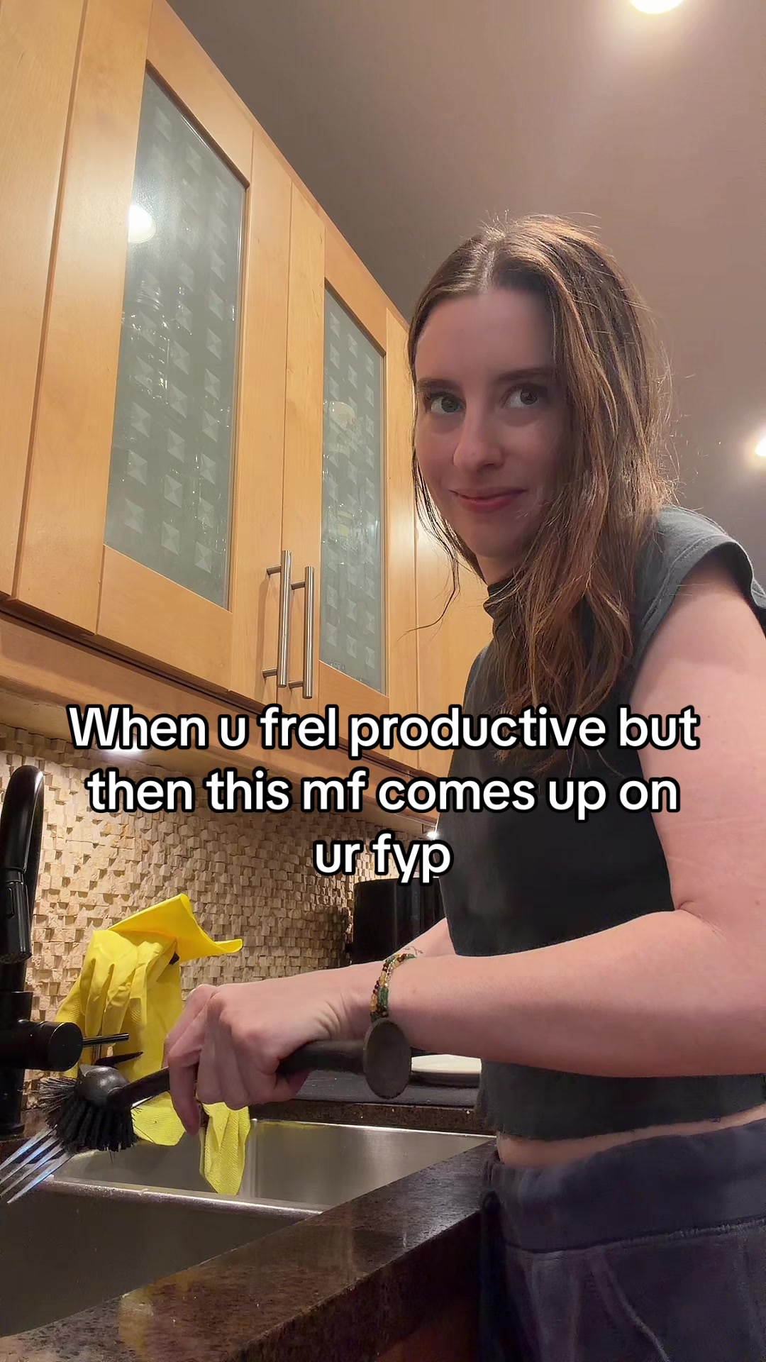 @carlyincontro