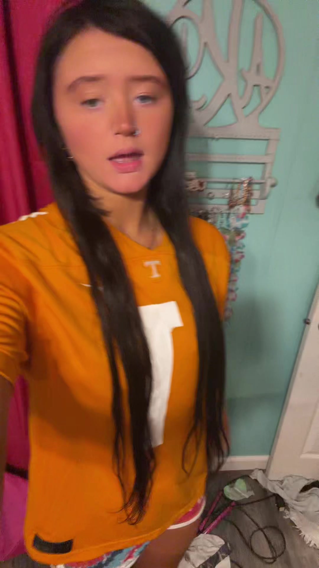 @averykelliss