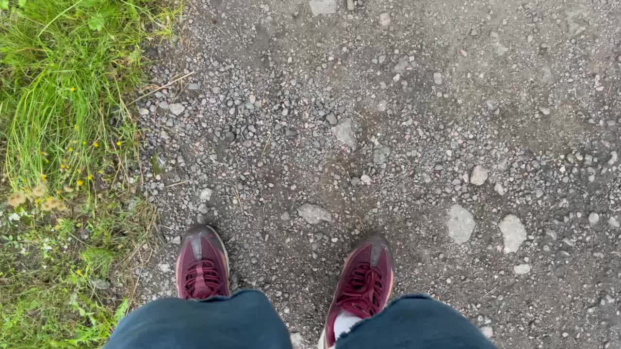 @whouynik