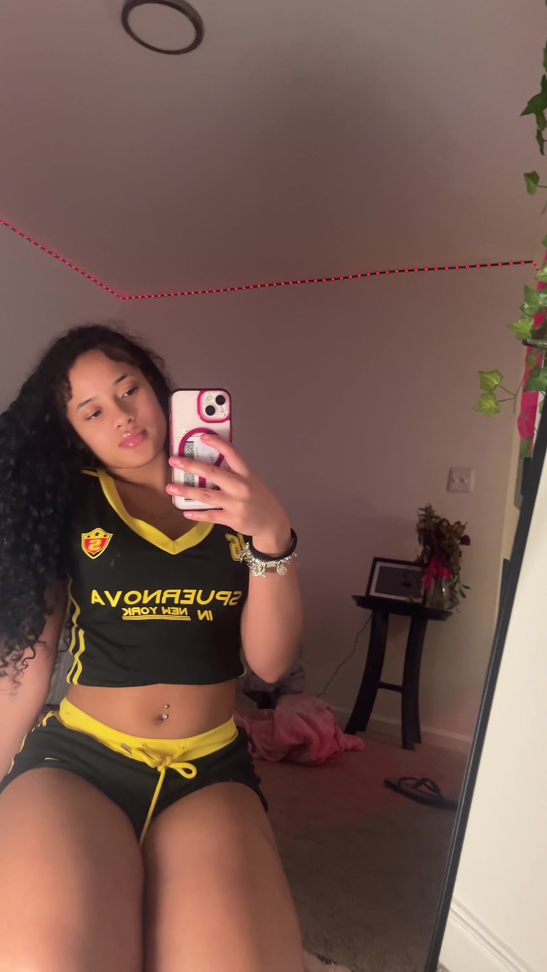 @Khaarrii