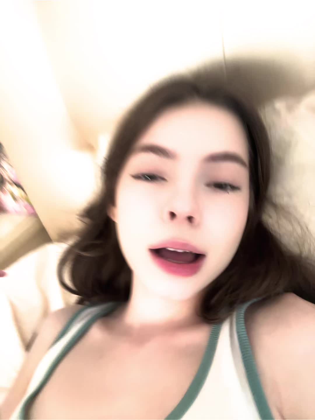 @qwoerly
