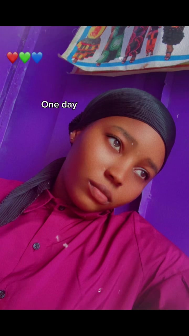 @Efiyah panyin💖
