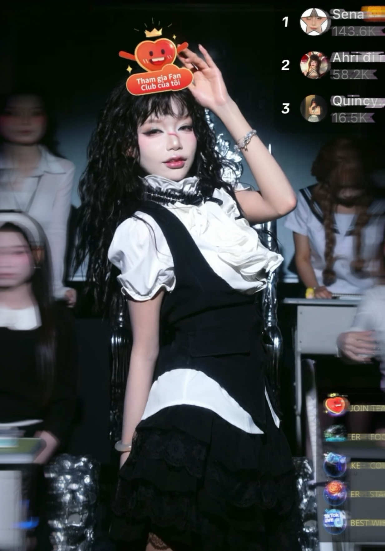 @Náck Cười 🐝
