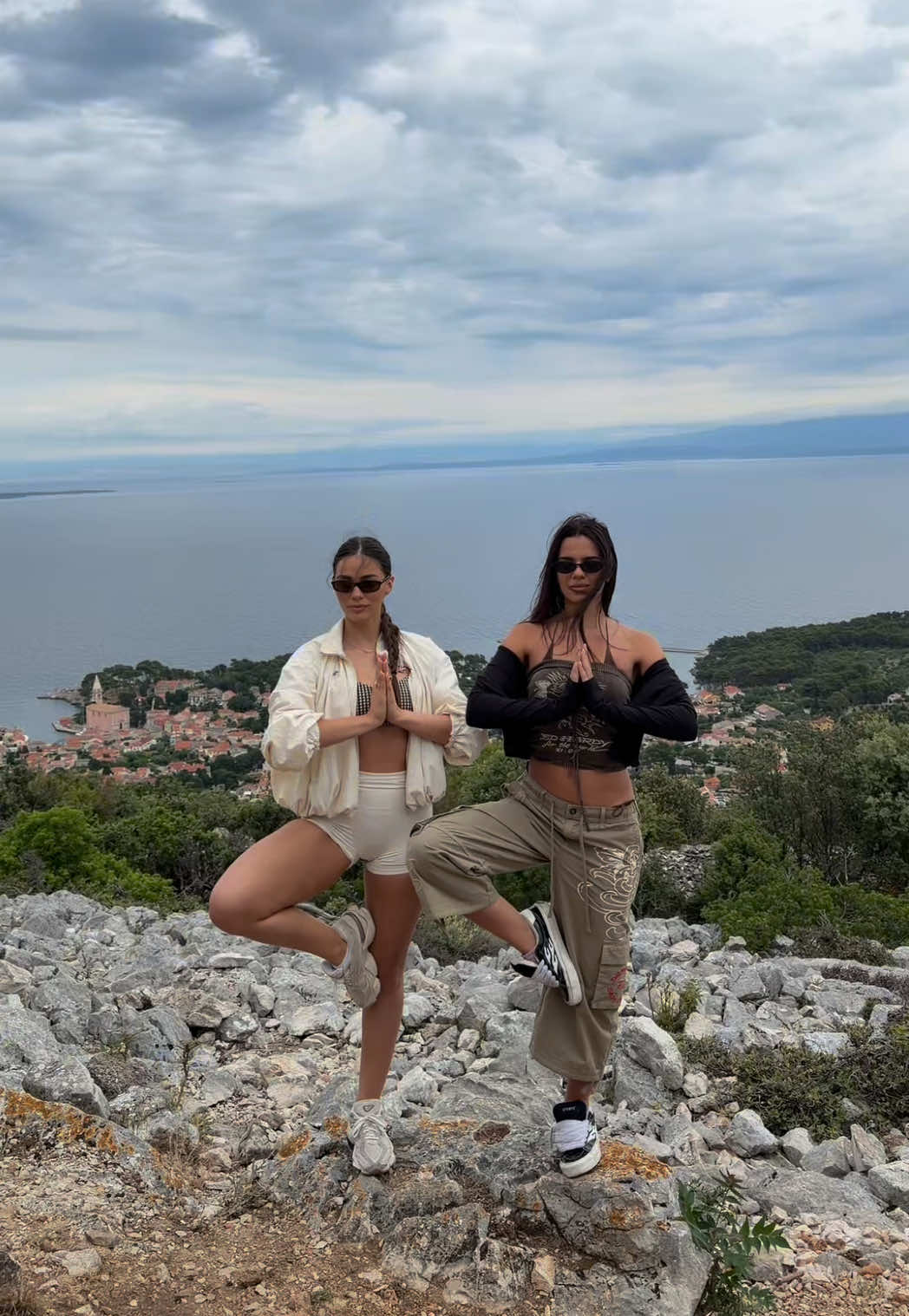 @eminatsili