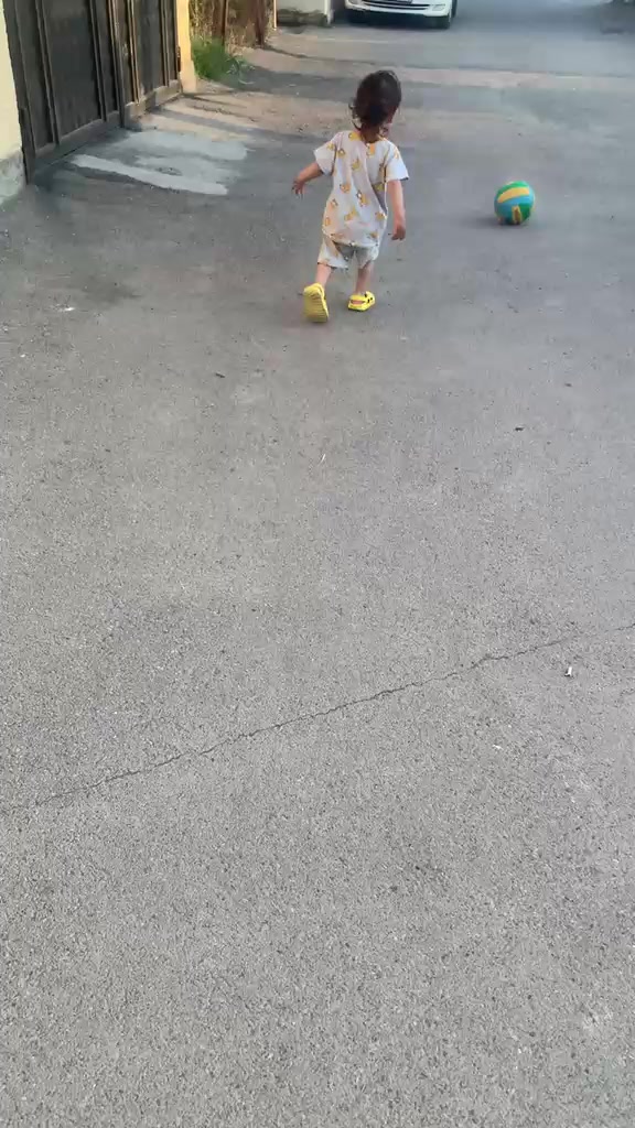 @&Ouml;M&Uuml;R033