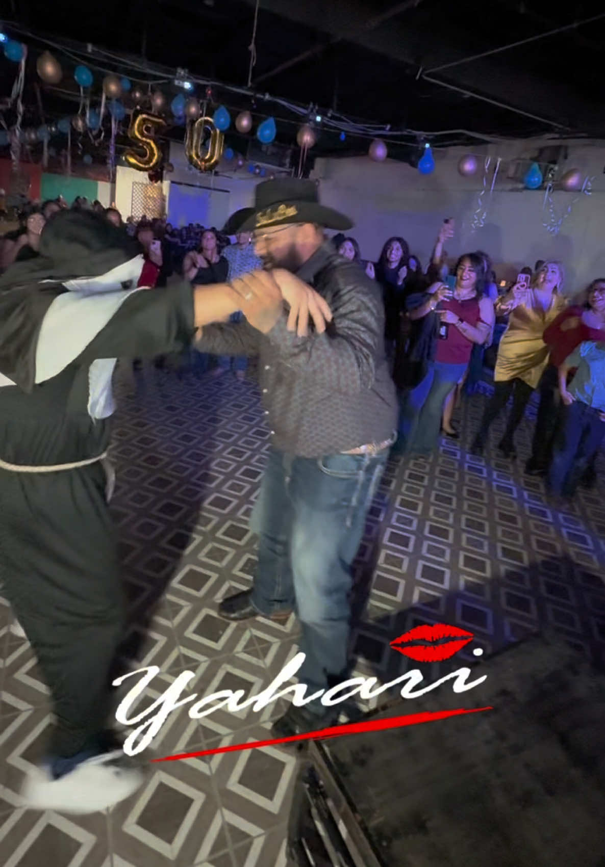 @Grupo Yahari
