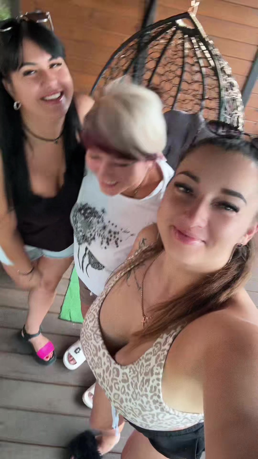 @Анжела😉