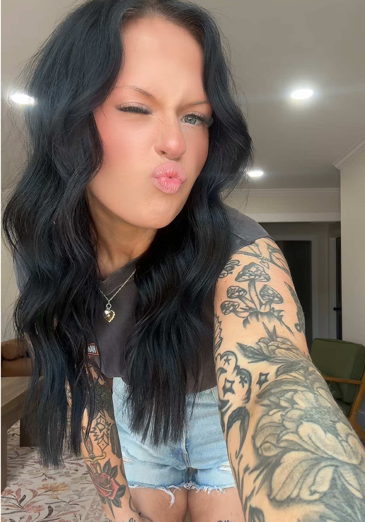 @lisareneeeeee