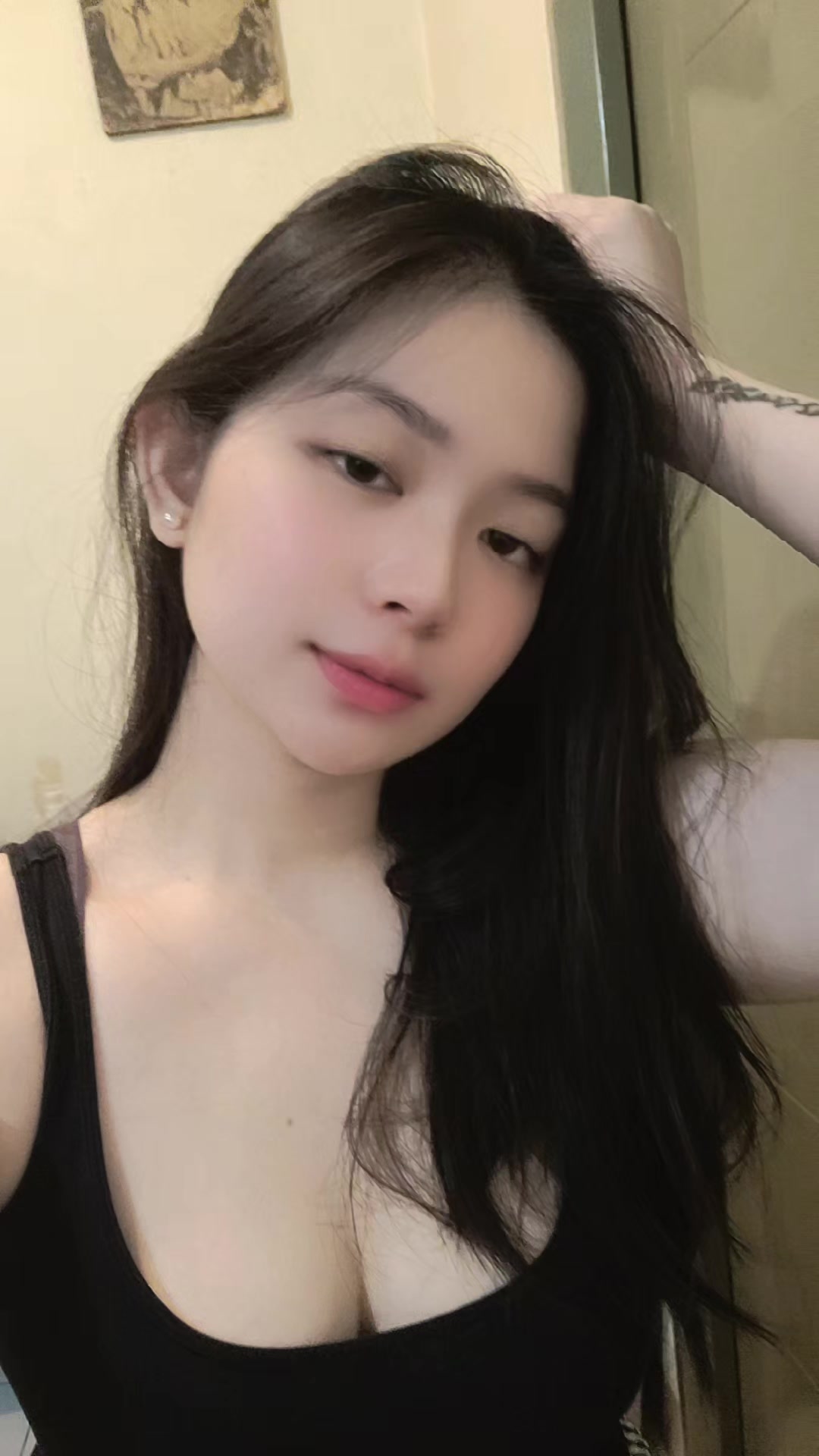 @anj