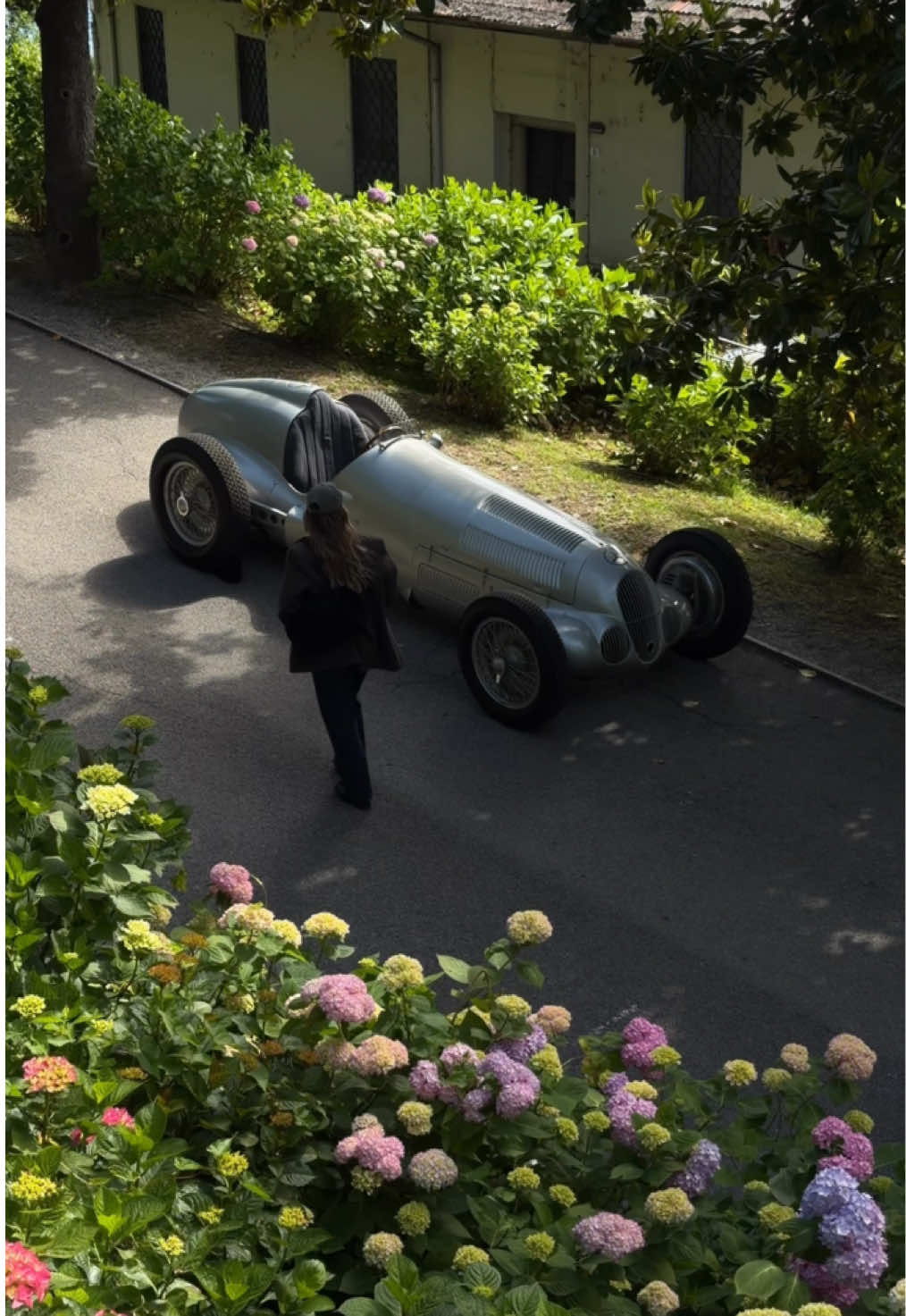 @Mercedes-Benz