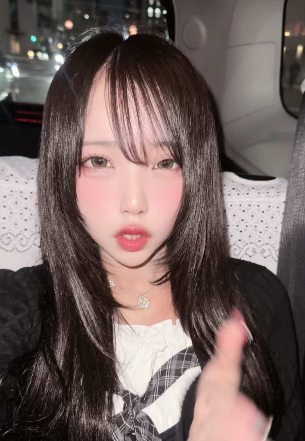 @えま