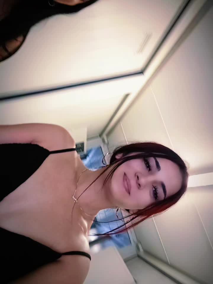 @👸🏽