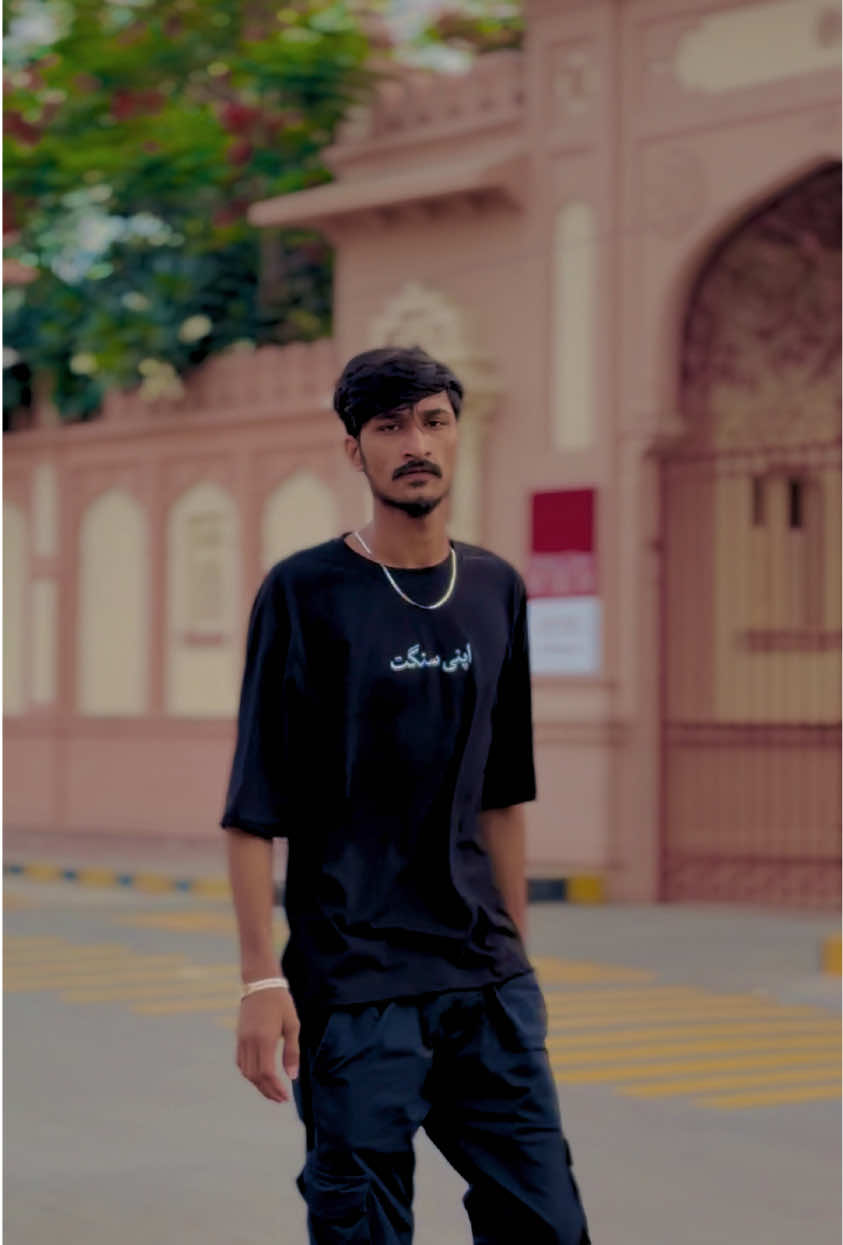 @Karachi king 👑