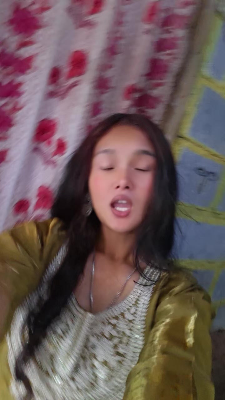 @riya