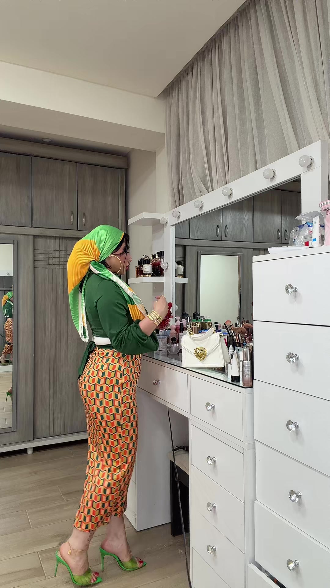 @🧿الملكة نادية🧿