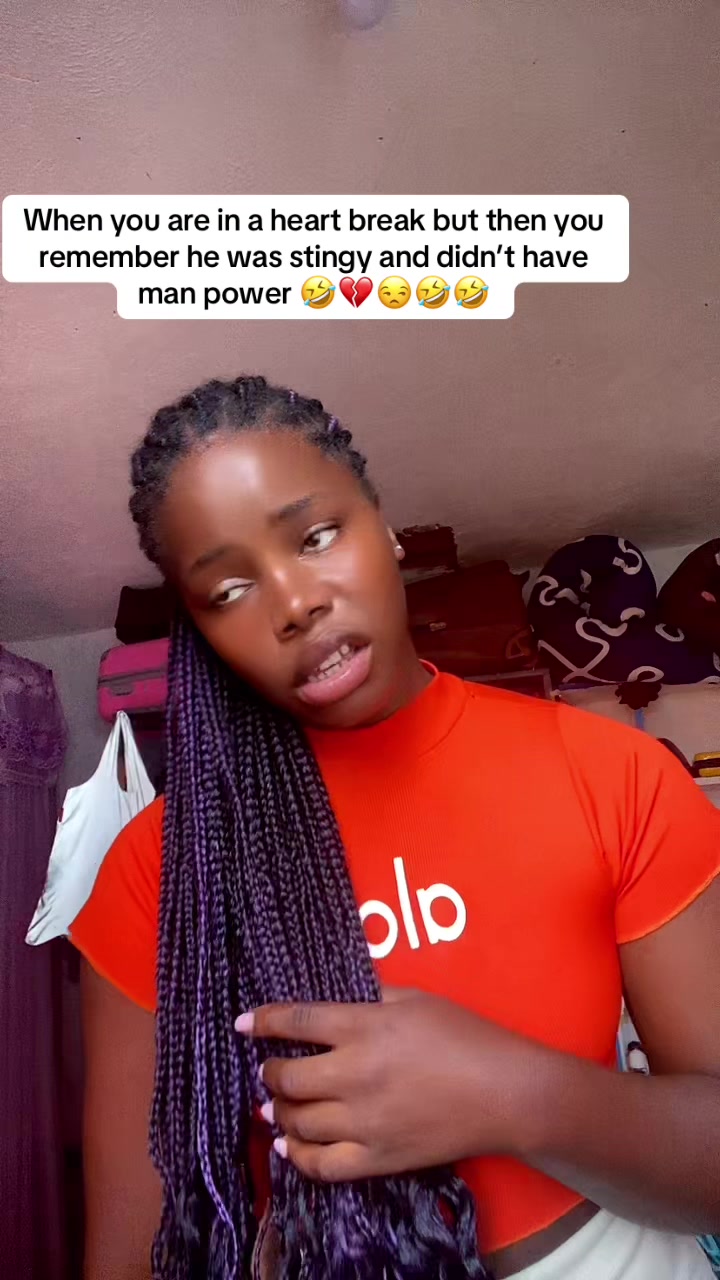 @CAPTION QUEEN 💙