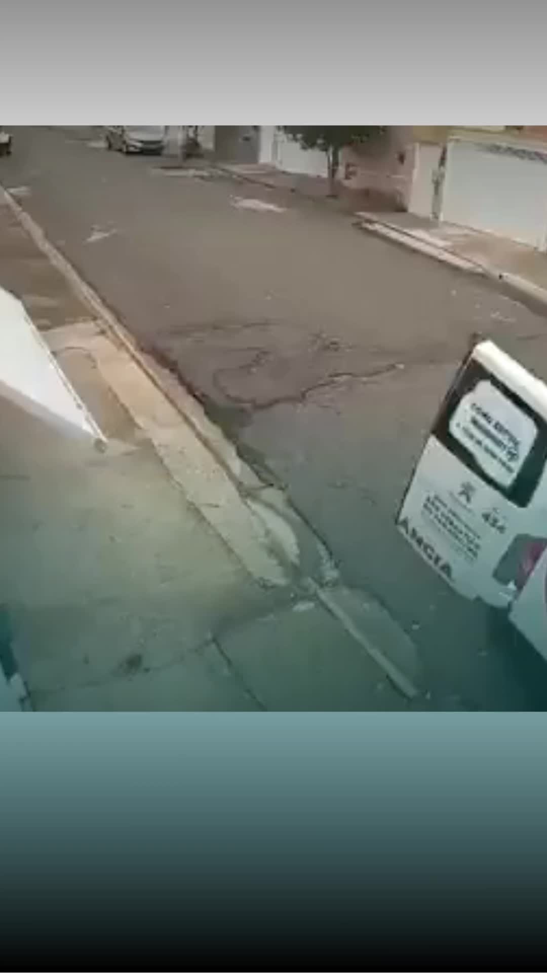 @Entre líneas