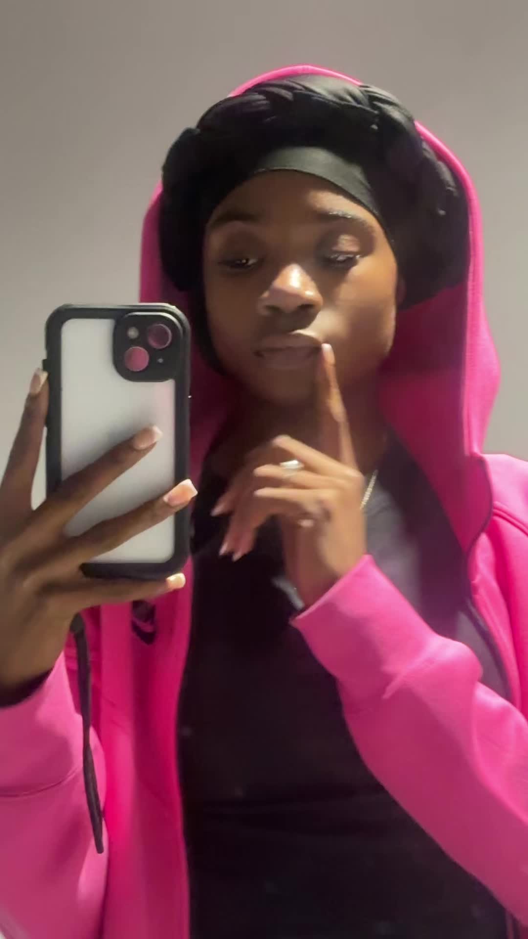 @Pinkie 🩷