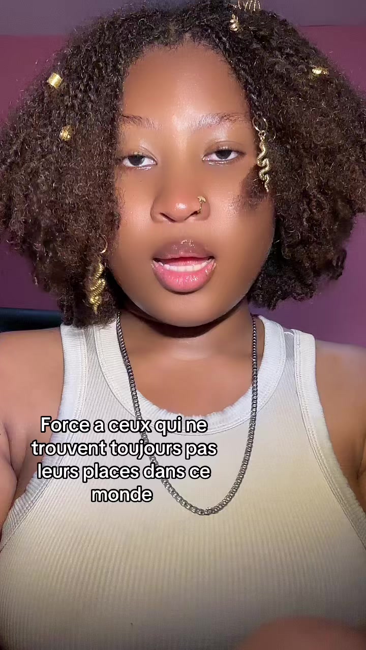 @Mélia Océanne 💕🫰