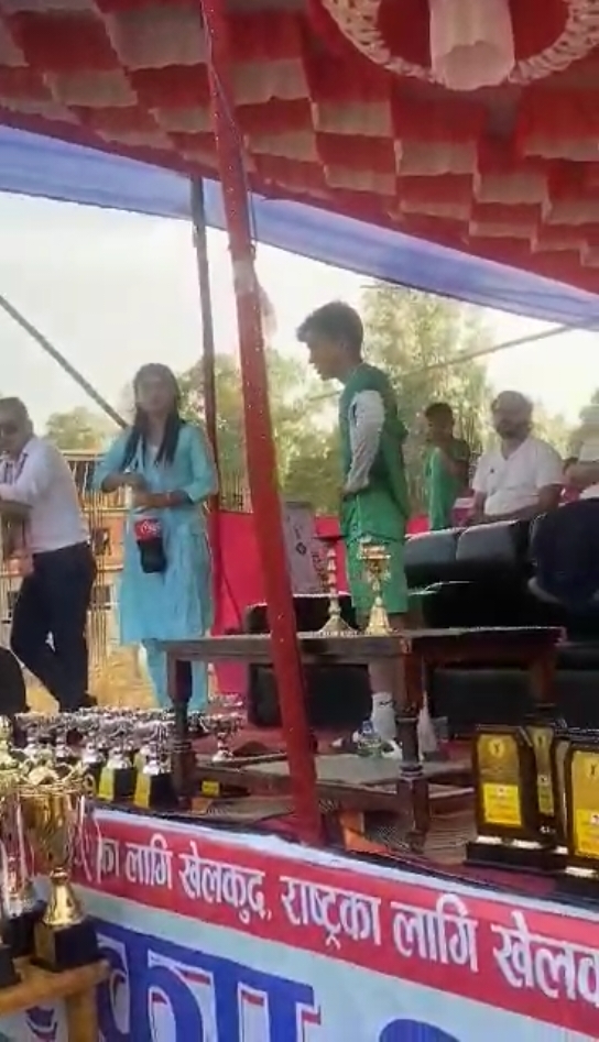 @Raj xettri🧿✝️