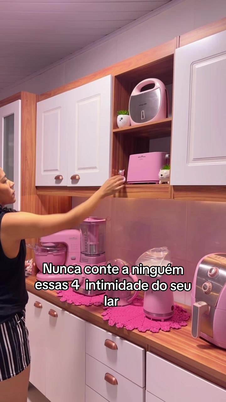 @Claudia Santana