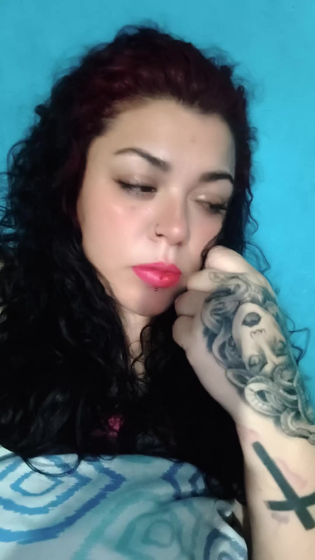 @ojitos 🌻🖤
